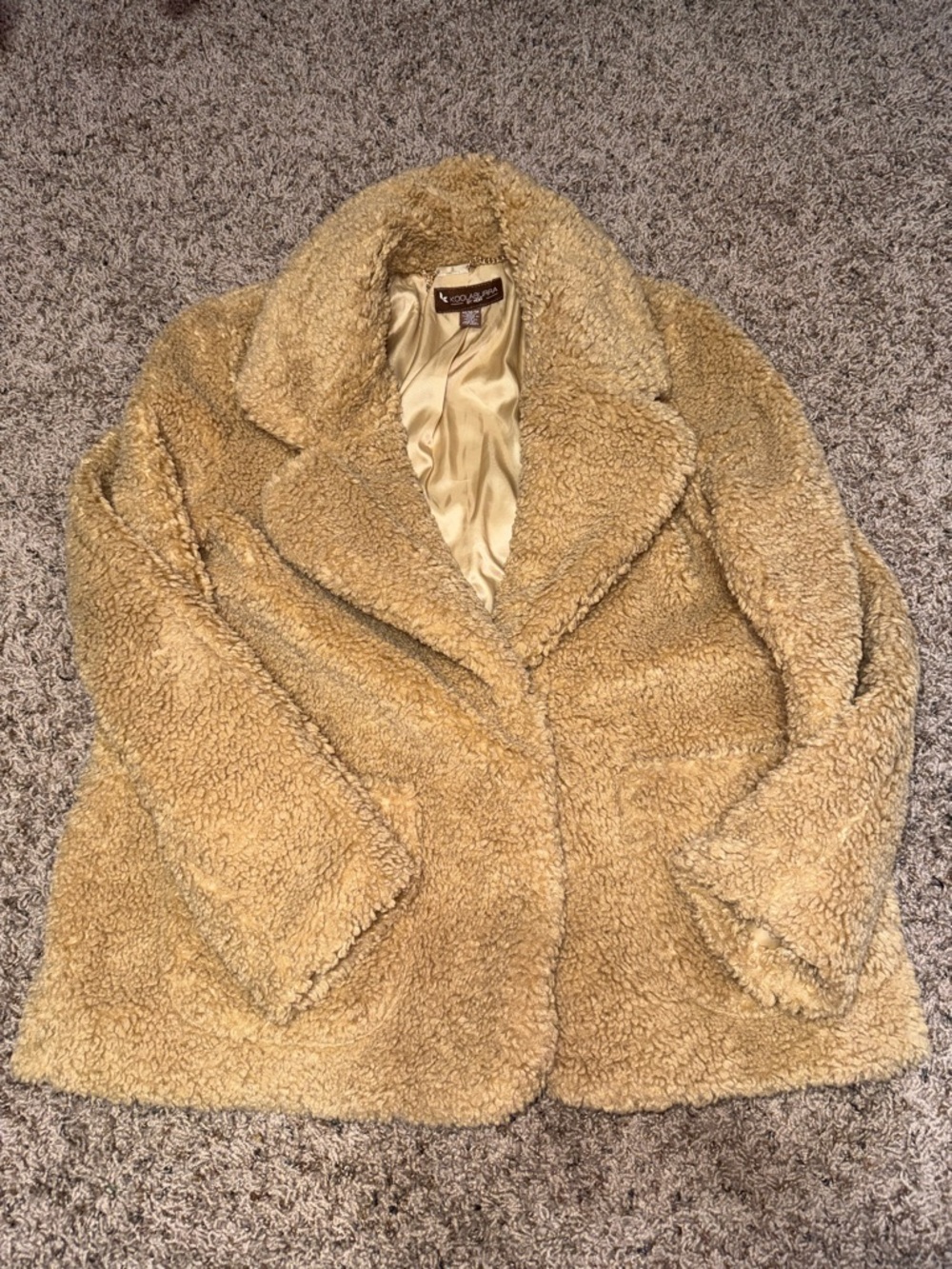 Koolaburra by Ugg Plush Teddy Coat in Tan